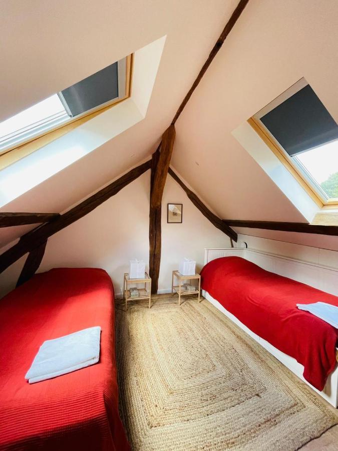 Maison D'Hotes Et Bien-Etre Ahimsa Verrieres-le-Buisson Room photo